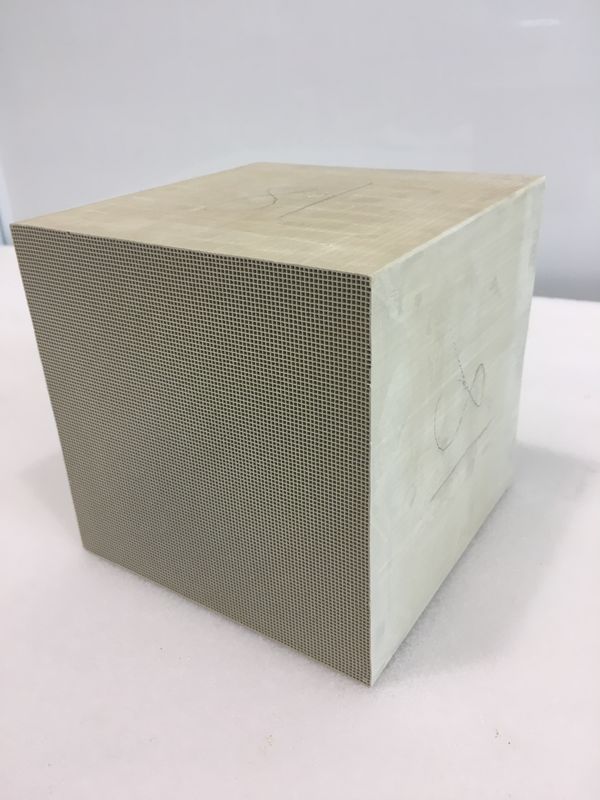 Cordierite Denitration del catalizzatore dell'SCR Denox della caldaia a gas del catalizzatore dell'ossido del Molibdeno-vanadio
